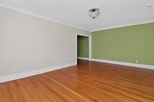 438 N Main St, Glen Ellyn, IL 60137 - Photo 6