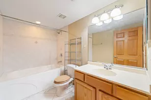 6559 W George St, Chicago, IL 60634 - Photo 16