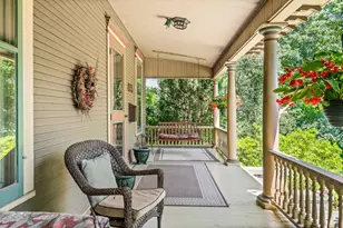 415 S 4th St, Saint Charles, IL 60174 - Photo 2