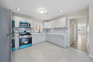 2134 N 73rd Ave, Elmwood Park, IL 60707 - Photo 12
