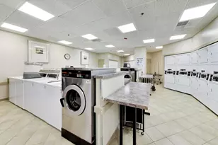 3660 N Lake Shore Dr, Chicago, IL 60613 - Photo 14
