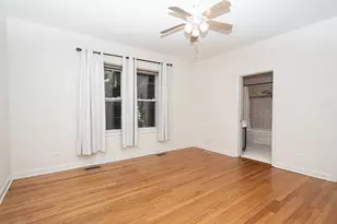 6445 N Greenview Ave, Chicago, IL 60626 - Photo 10
