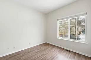 171 Monarch Dr, Streamwood, IL 60107 - Photo 12