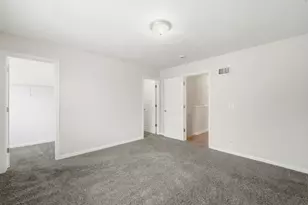 171 Monarch Dr, Streamwood, IL 60107 - Photo 16