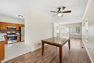 171 Monarch Dr, Streamwood, IL 60107 - Photo 10