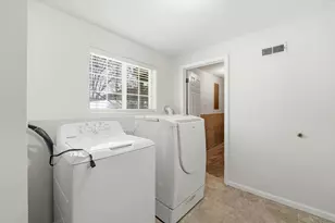 171 Monarch Dr, Streamwood, IL 60107 - Photo 24