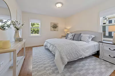 5810 N East Circle Avenue, Chicago, IL 60631 - Photo 10