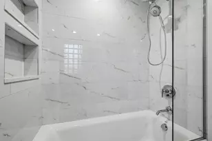 959 E 61st St, Chicago, IL 60637 - Photo 12