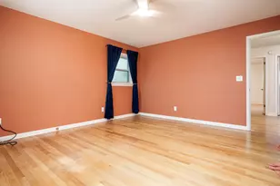 2015 Glenview Rd, Rockford, IL 61107 - Photo 24