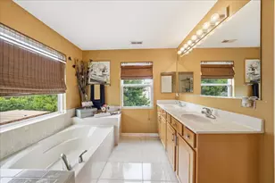 387 S Palmer Dr, Bolingbrook, IL 60490 - Photo 28