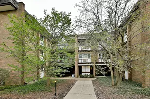360 Claymoor Ave, Hinsdale, IL 60521 - Photo 1