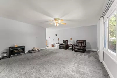 1416 Scottsdale Drive, Champaign, IL 61821 - Photo 4