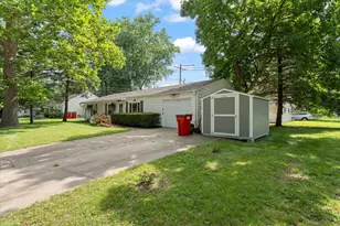 1416 Scottsdale Dr, Champaign, IL 61821 - Photo 30
