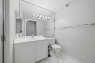 345 N La Salle Dr, Chicago, IL 60654 - Photo 12