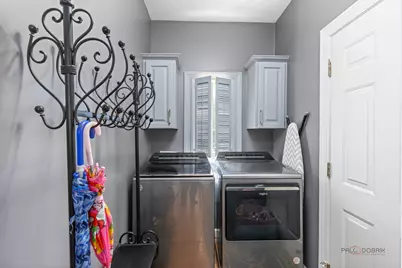 406 Kenmare Drive, Burr Ridge, IL 60527 - Photo 14