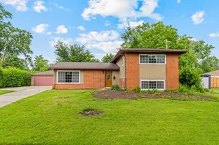 303 Springfield St, Park Forest, IL 60466 - Photo 1