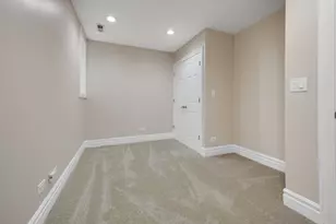 924 N Oakley Blvd, Chicago, IL 60622 - Photo 12