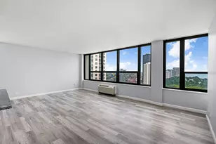 5100 N Marine Dr, Chicago, IL 60640 - Photo 4