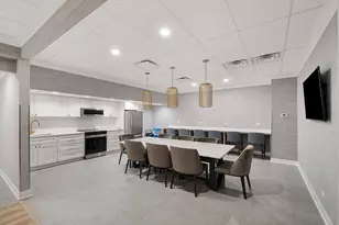 5100 N Marine Dr, Chicago, IL 60640 - Photo 16