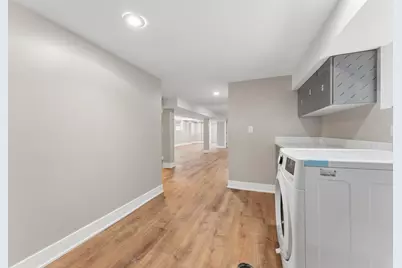 8015 S Paxton Avenue, Chicago, IL 60617 - Photo 34