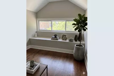 8015 S Paxton Avenue, Chicago, IL 60617 - Photo 22