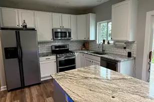 830 Valley Stream Dr, Pingree Grove, IL 60140 - Photo 2