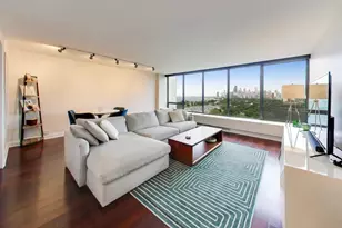 2800 N Lake Shore Dr, Chicago, IL 60657 - Photo 2