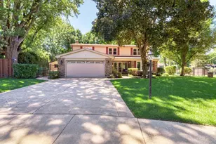 1119 W White Oak St, Arlington Heights, IL 60005 - Photo 4