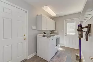 1119 W White Oak St, Arlington Heights, IL 60005 - Photo 28