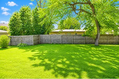 2101 20th Avenue, Sterling, IL 61081 - Photo 4