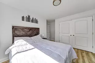 116 E Brittany Dr, Arlington Heights, IL 60004 - Photo 30