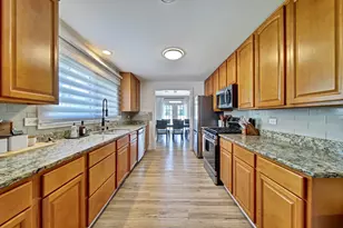 116 E Brittany Dr, Arlington Heights, IL 60004 - Photo 6
