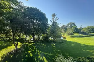 352 Bristol Ln, Fox River Grove, IL 60021 - Photo 16