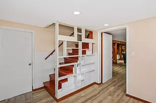 6952 W Summerdale Ave, Chicago, IL 60656 - Photo 26