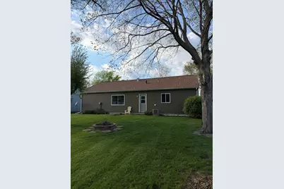 1129 E Main Street, Granville, IL 61326 - Photo 4