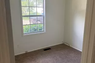 1129 E Main St, Granville, IL 61326 - Photo 18