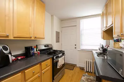 733 Elm Street #301, Winnetka, IL 60093 - Photo 4