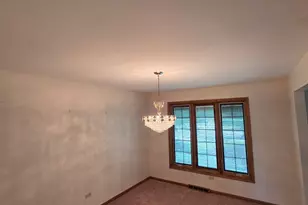 7644 Cashew Dr, Orland Park, IL 60462 - Photo 6