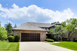 1204 Kristin Dr, Libertyville, IL 60048 - Photo 2