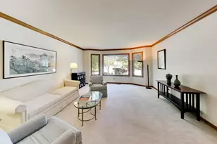 1204 Kristin Dr, Libertyville, IL 60048 - Photo 6