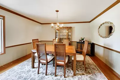 1204 Kristin Drive, Libertyville, IL 60048 - Photo 8
