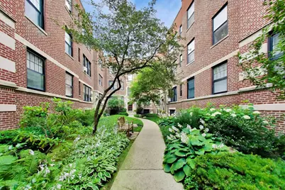 730 Hinman Avenue #3W, Evanston, IL 60202 - Photo 2