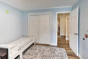 2303 S Goebbert Rd, Arlington Heights, IL 60005 - Photo 22
