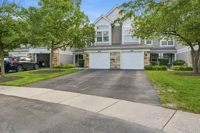 935 Concord Court #935, Carol Stream, IL 60188 - Photo 2