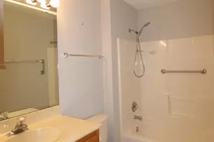 6811 Hedgewood Rd, Rockford, IL 61108 - Photo 16