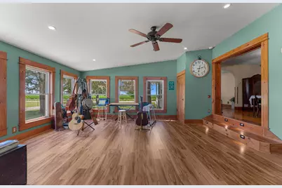 1392 Red Brick Road, Dixon, IL 61021 - Photo 16