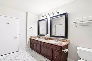 233 E 13th St, Chicago, IL 60605 - Photo 16