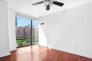 233 E 13th St, Chicago, IL 60605 - Photo 18