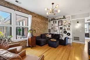 3126 W Carmen Ave, Chicago, IL 60625 - Photo 2