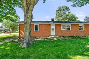 1528 Oak Ln, Sycamore, IL 60178 - Photo 16